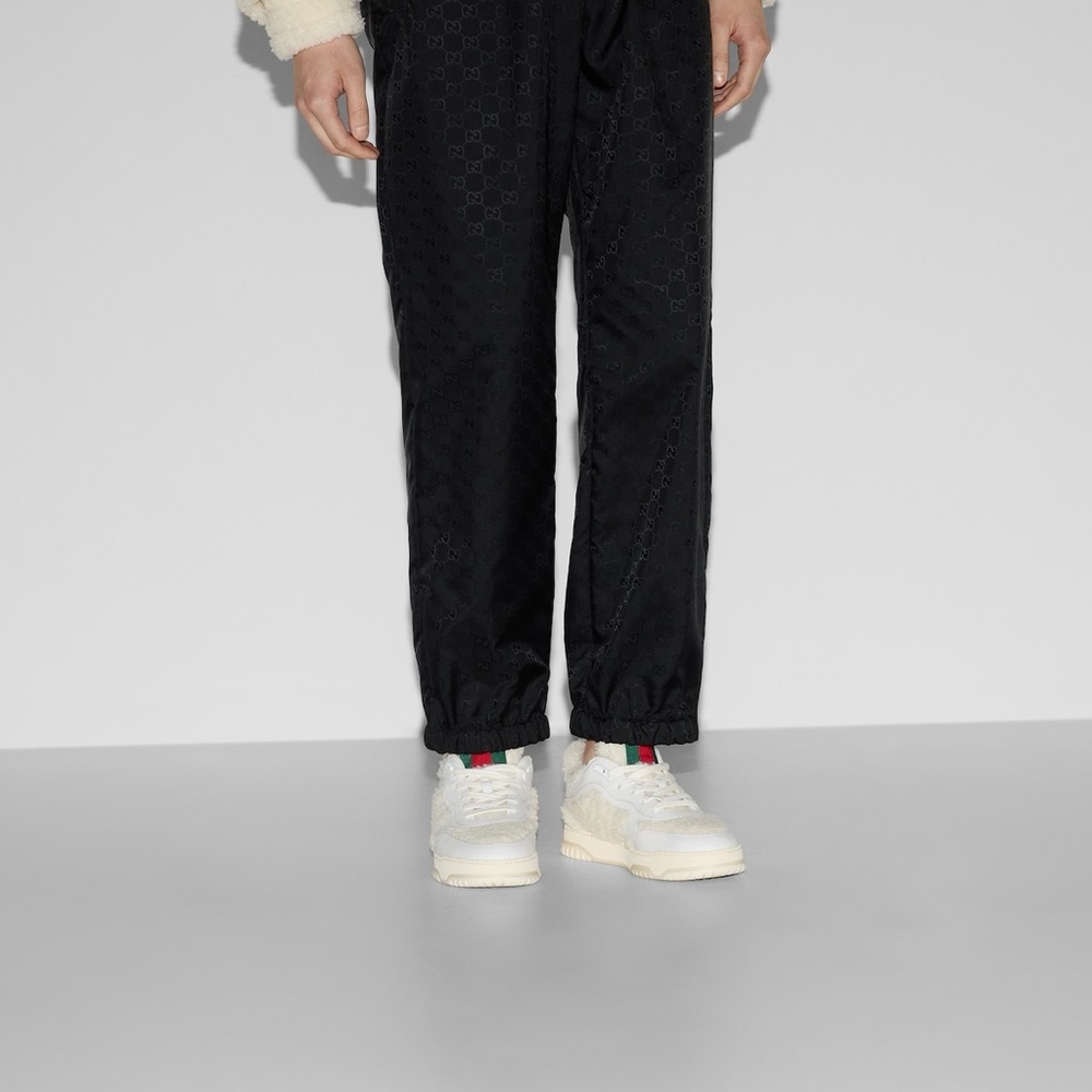 Gucci Re-Web Sneakers! - Picture 3 of 6